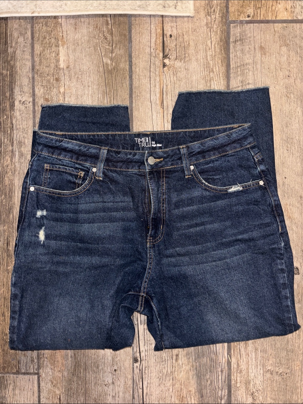 Time and Tru Women's Straight Leg Jeans in Dark Indigo